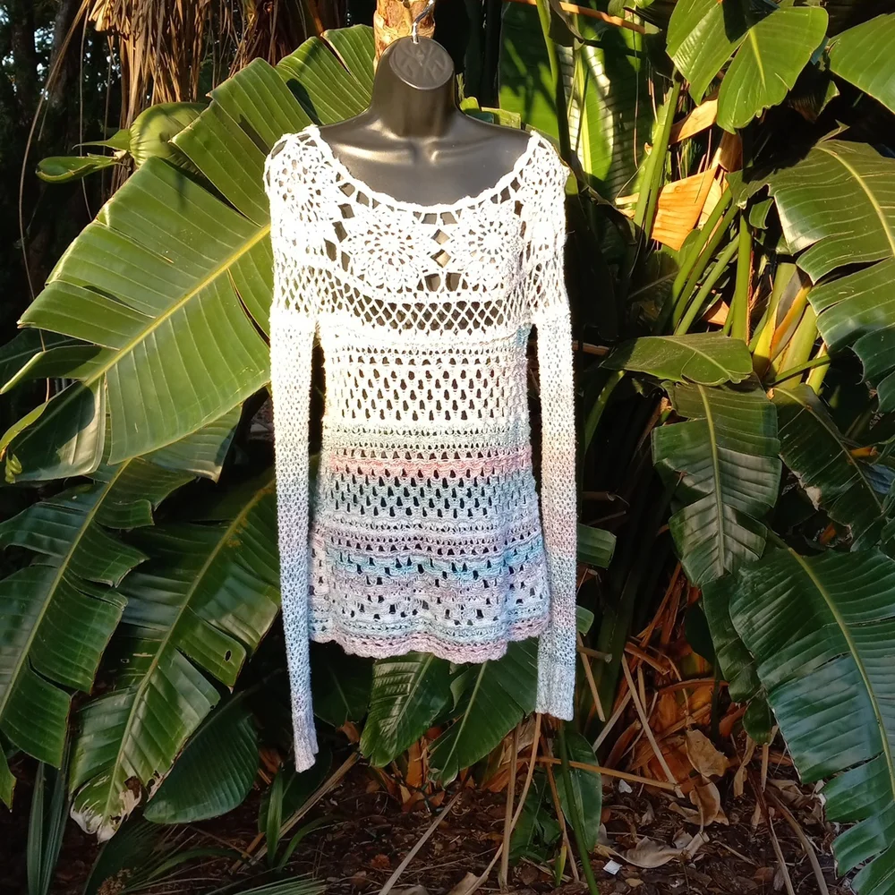Free People crochet boat neck or off shoulder top